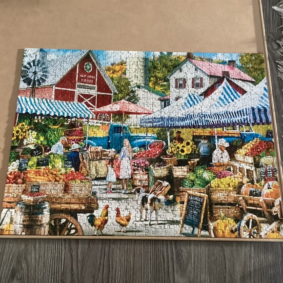 750pc Puzzle - Picture 2 of 4